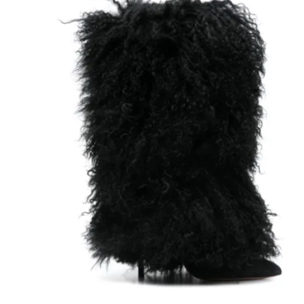 Black Furry Boots